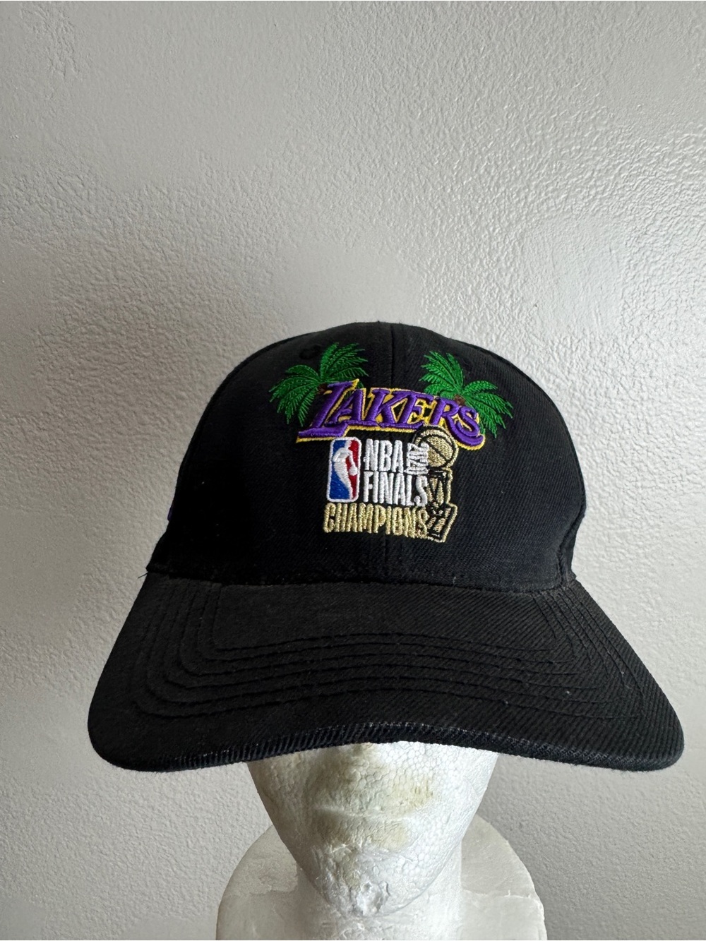Los Angeles Lakers 2020 NBA Finals Champions Hat Pro Standard Leather OSFM